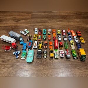 Hot Wheels and Matchbox cars bundle of 48